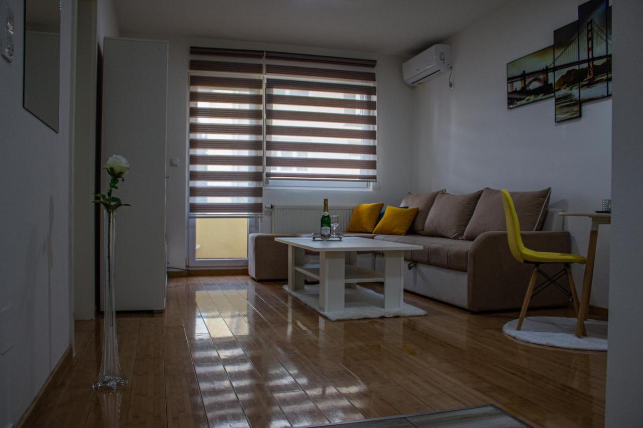 Apartament Apartman Royal 1 Doboj Zewnętrze zdjęcie