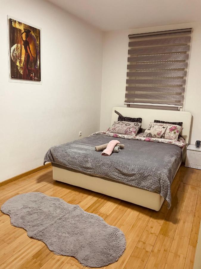 Apartament Apartman Royal 1 Doboj Zewnętrze zdjęcie