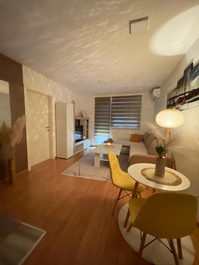 Apartman Royal 1 Doboj Zewnętrze zdjęcie